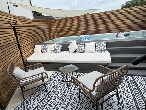 Little Rozel Retreat | Hot Tub, Swim Spa | Close to Town and Nature