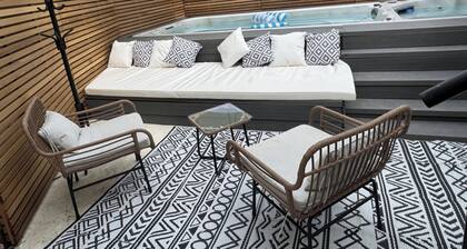 Little Rozel Retreat | Hot Tub, Swim Spa | Close to Town and Nature