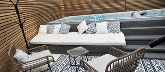 Little Rozel Retreat | Hot Tub, Swim Spa | Close to Town and Nature