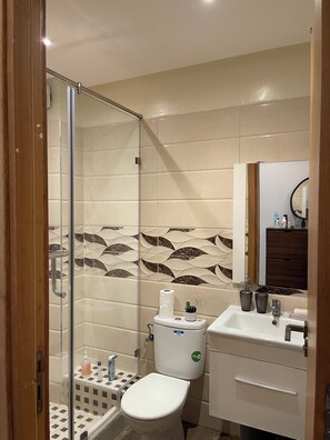 Bathroom - Vrbo Property (El mansouria)