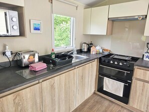 Fridge, stovetop - Coastal Escape in Crantock | Pool & Near Beaches (Newquay)