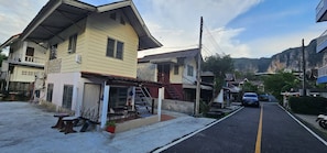 Exterior - Room and Motorbike 10/1 (Muang)