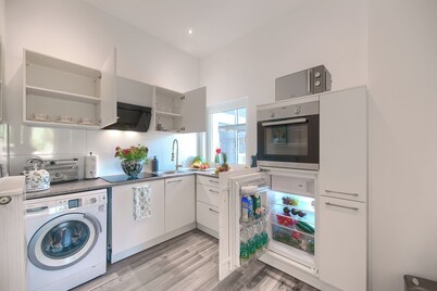 Central Designer Apartment with a View of the Suspension Railway Near Düsseldorf and Cologne
