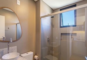 Basic-Apartment | Badezimmer | Dusche
