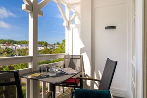 Apartment | Balcony - Moderne Ferienwohnung in Sellin (Sellin)