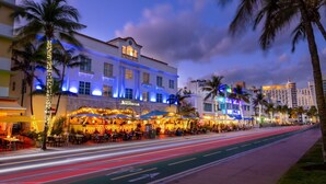 Point of interest - Marriott Vacation Club hotel suite in gorgeous Miami Beach with fitness room (Miami Beach)
