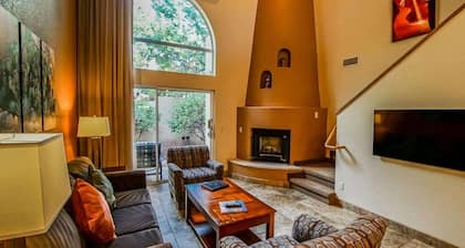 Red Rock Retreat – 2BR Villa at Sedona Springs Resort by Capital Vacations