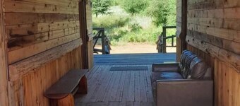 Marvelous 6-bedroom lodge in welcoming Nevada City,6000 square ft Geronimo Lodge