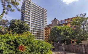 Exterior - Cozy, New Apartment with roof pool (Nairobi)