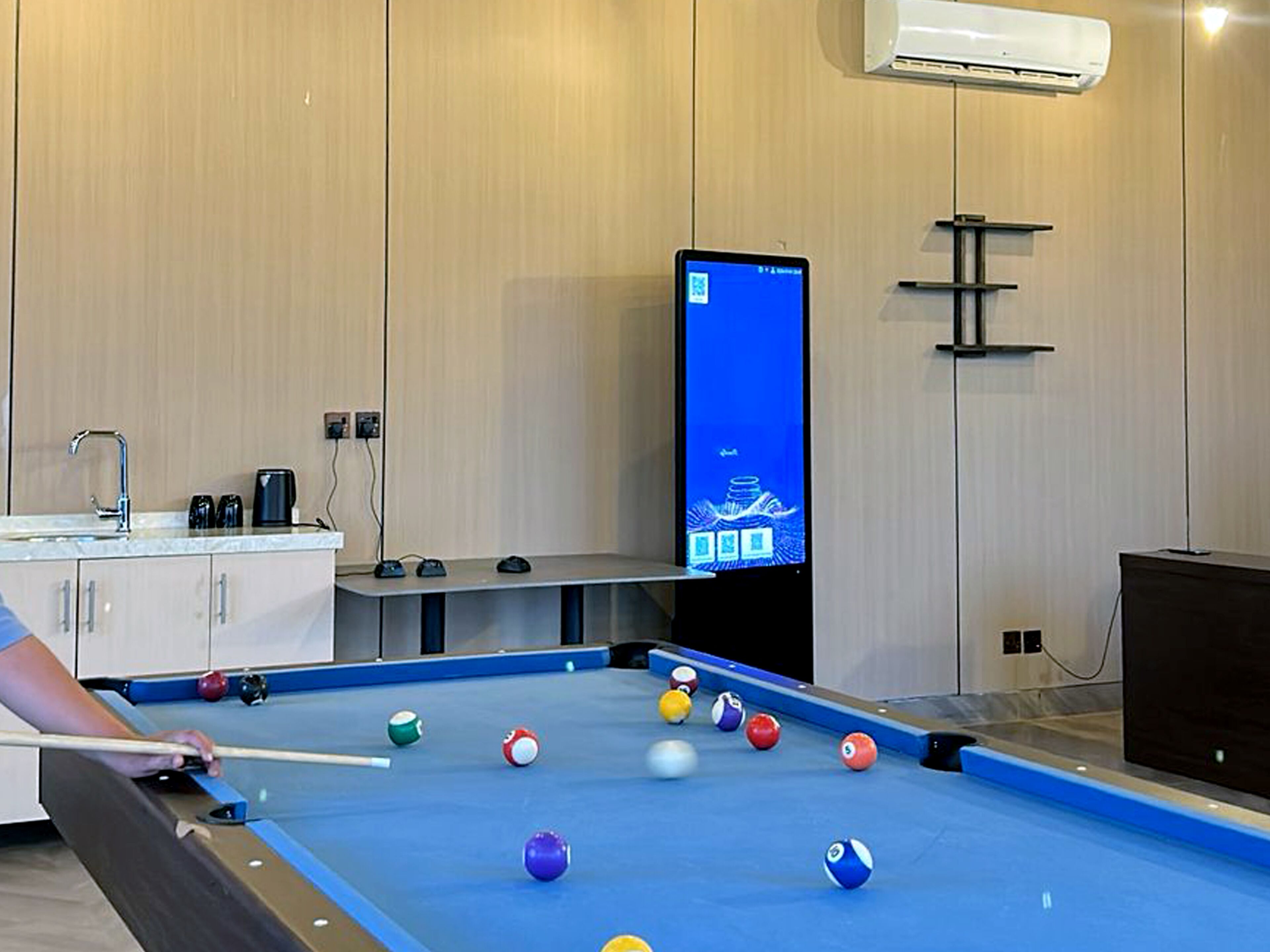 Game room