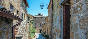 Apartment Within Civita di Bagnoregio's Walls