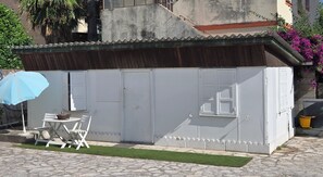 Outdoor dining - Cabane pas loin de la plage (Cagnes-sur-Mer)