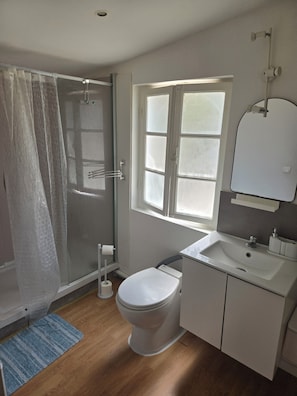 Bathroom - Cabane pas loin de la plage (Cagnes-sur-Mer)