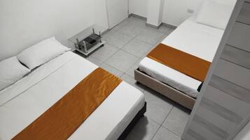 Habitación triple Confort | Wifi gratis