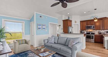Sandy Beach Retreat and Gulf View