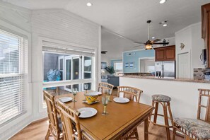 Townhome, Multiple Beds, Patio, Ocean View (Sandy Beachy Retreat) | Dining - Sandy Beachy Retreat and Gulf View (Galveston)