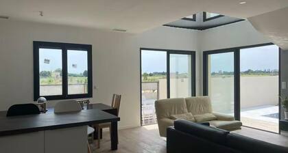 Villa Moderne dans lotissement calme proche Aigues Mortes et Plage