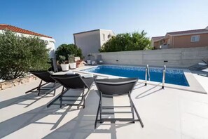 Utomhuspool