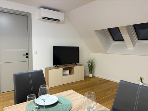 Modern & Cozy Apartment - Free Parking & Vineyards