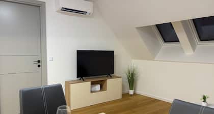 Modern & Cozy Apartment - Free Parking & Vineyards