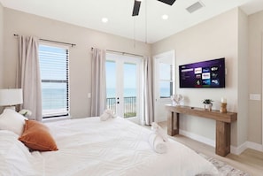Iron/ironing board, WiFi, bed sheets - Oceanfront Calm | Private Pool & Private Beach (Melbourne Beach)