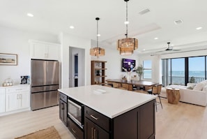 Coffee/tea maker, fridge, microwave, oven - Oceanfront Calm | Private Pool & Private Beach (Melbourne Beach)