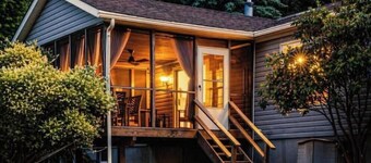Stern Estate. Hot tub, fire pit, & 6 Acres