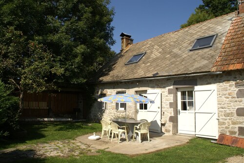 Charming Holiday Home With Enclosed Garden