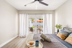 4 Schlafzimmer, Bügeleisen/Bügelbrett, Reisekinderbett, kostenloses WLAN