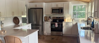 Lake front Pleasure Point Retreat with private dock!