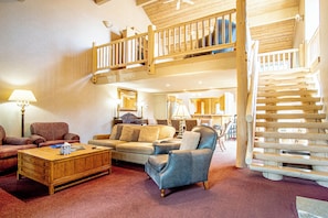 Condo, Multiple Beds, Mountain View (Fairway Nine 4338) | Living area - Fairway Nine 4338 - Spacious 3 Bedroom Mountain Retreat (Sun Valley)