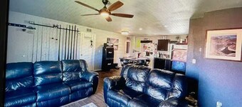 3-bedroom kid/pet friendly home in tranquil Coulee City near Banks Lake.