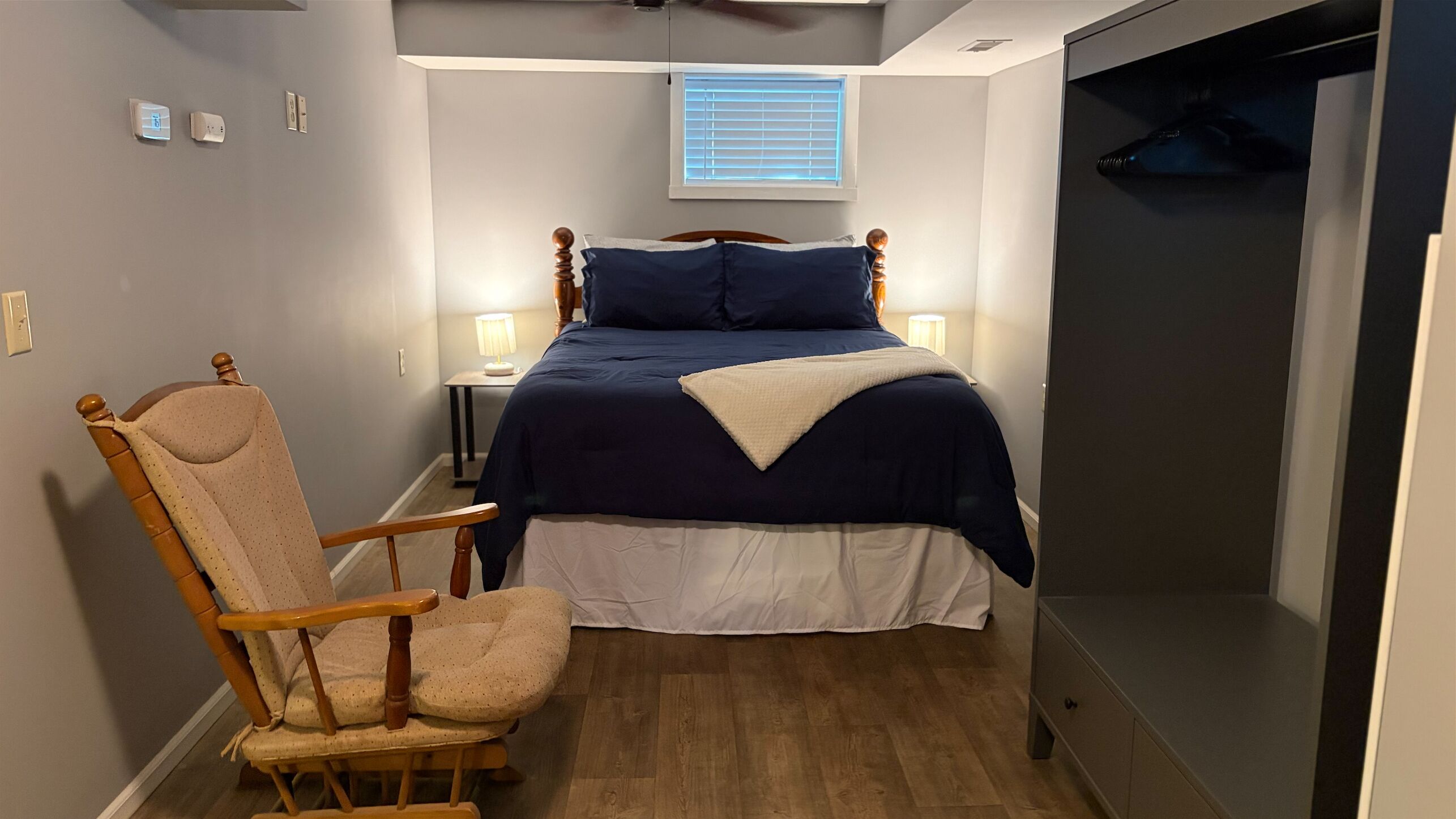 3 chambres, fer et planche à repasser, Wi-Fi gratuit, draps fournis