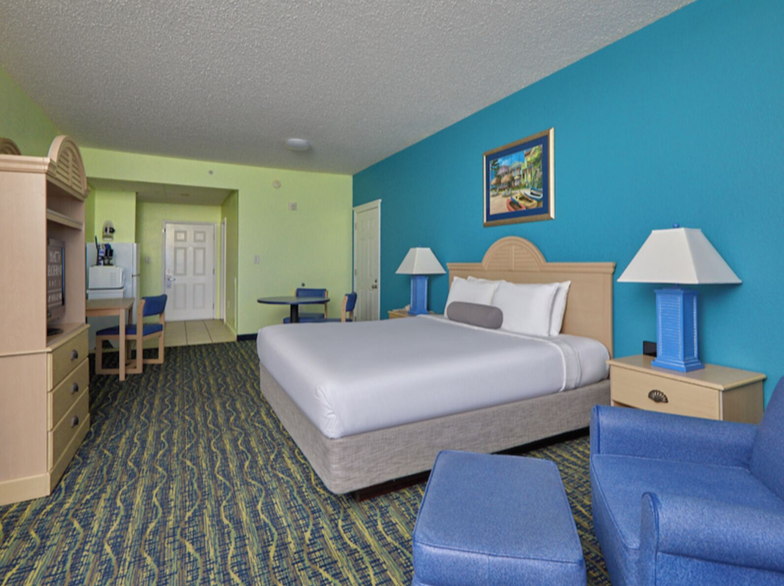 Palmetto | Classic King | Family Beach Trip | Near Pier Park - Panama City Beach, FL