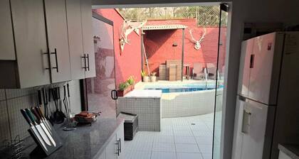 Warm 3BR with Amazing Pool in La Cantuta