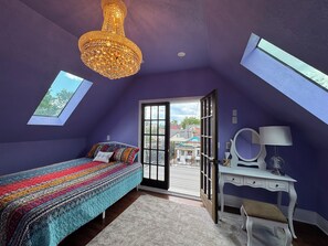 Iron/ironing board, Internet - Spacious 4-bedroom house in charming Denver with AC (Denver)
