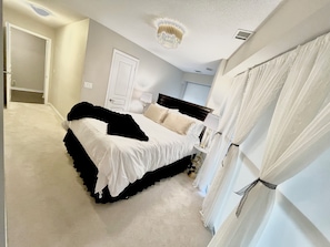 Room - Luxury 2-Storey Loft in the Heart of Downtown Toronto (Toronto)