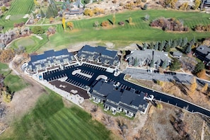 Exterior - Eagles View Pt C204| Fairway Views | Golf (Eden)