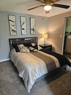 5 Schlafzimmer, Bügeleisen/Bügelbrett, WLAN, Bettwäsche