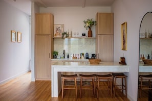 Coffee/tea maker, fridge, microwave, toaster