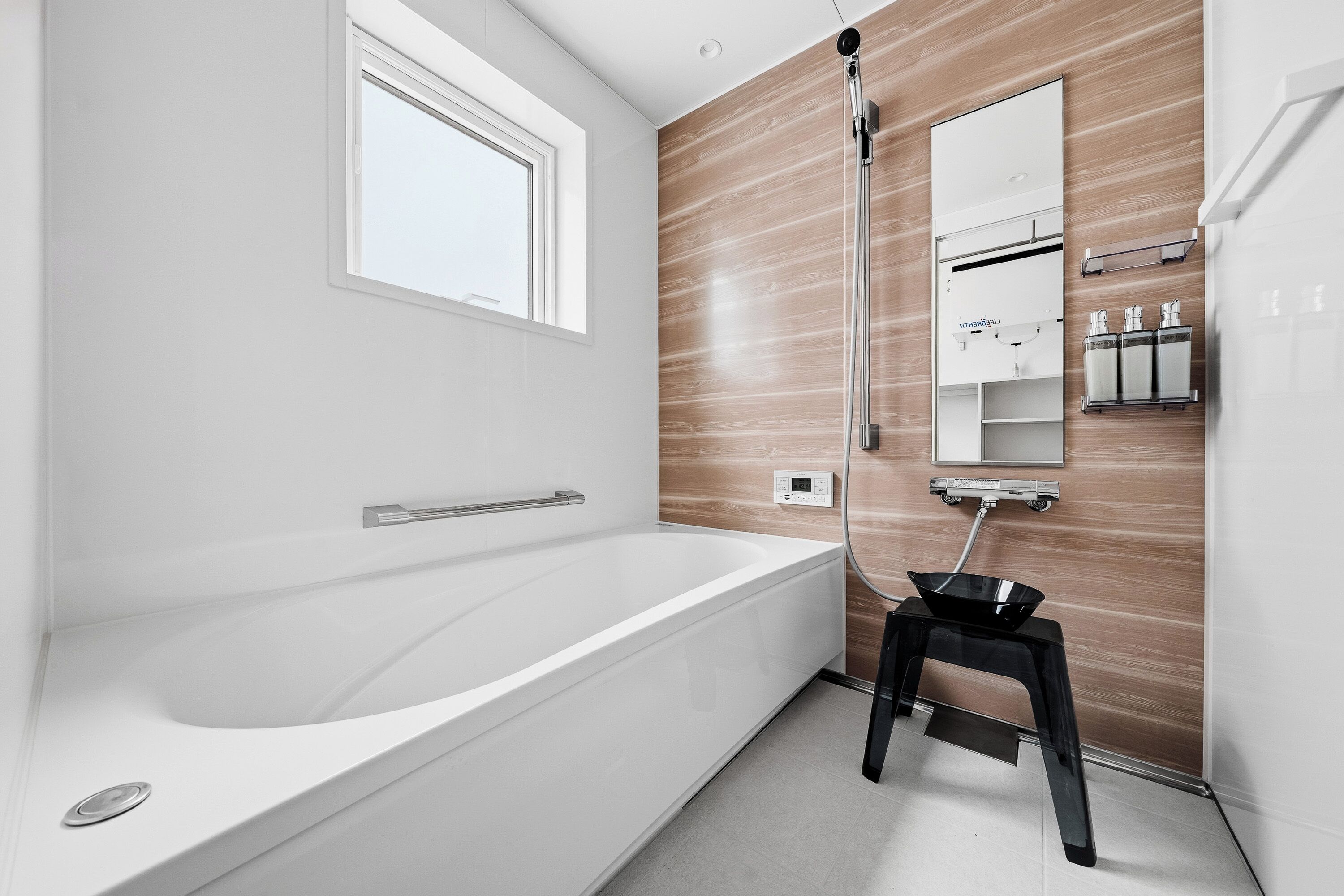 Apartment | Bathroom