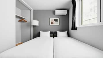 Apartment | Iron/ironing board, free cribs/infant beds, free WiFi, bed sheets