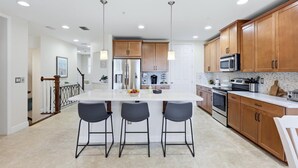 Unclassified image, 3 of 29, button - 3BR, 3BA Placida condo at Landings at Coral Creek (Placida)
