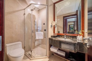 Doppia Superior | Bagno | Doccia, asciugacapelli, asciugamani, sapone