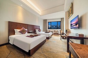Camera Luxury con 2 letti singoli | Postazione laptop, Wi-Fi gratuito