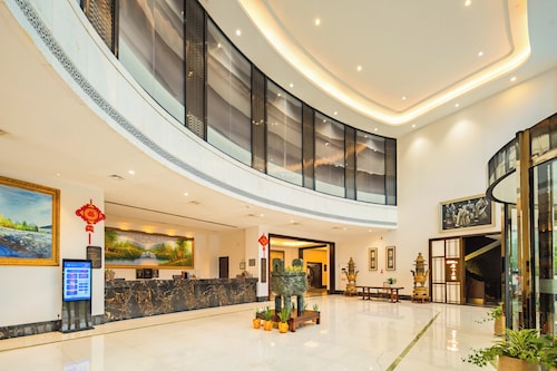 Huading International Hotel