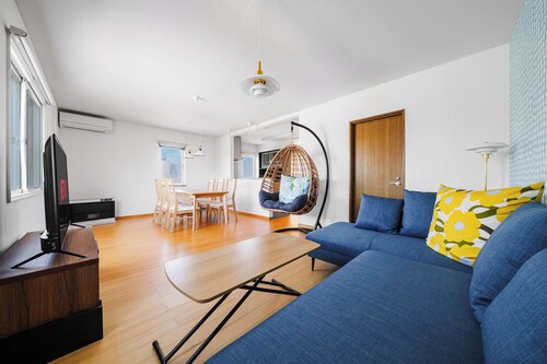 SMALL HOUSE