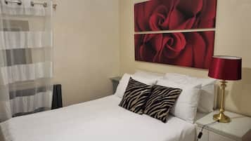 Iron/ironing board, bed sheets