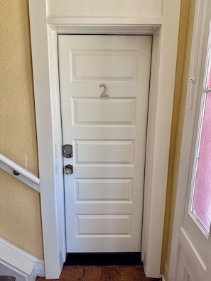 Interior - Newly Remodeled Luxury Studio 2 Blocks to Square! (Prescott)
