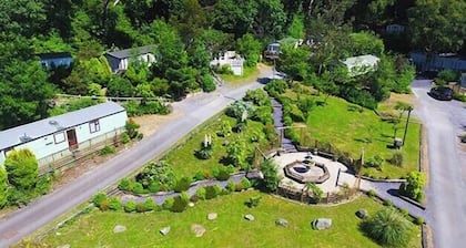 Aberdunant Hall Sleeps 5 with Balcony
